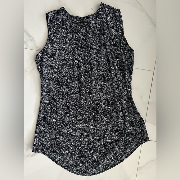Express Black and White Shell Top - Picture 1 of 4